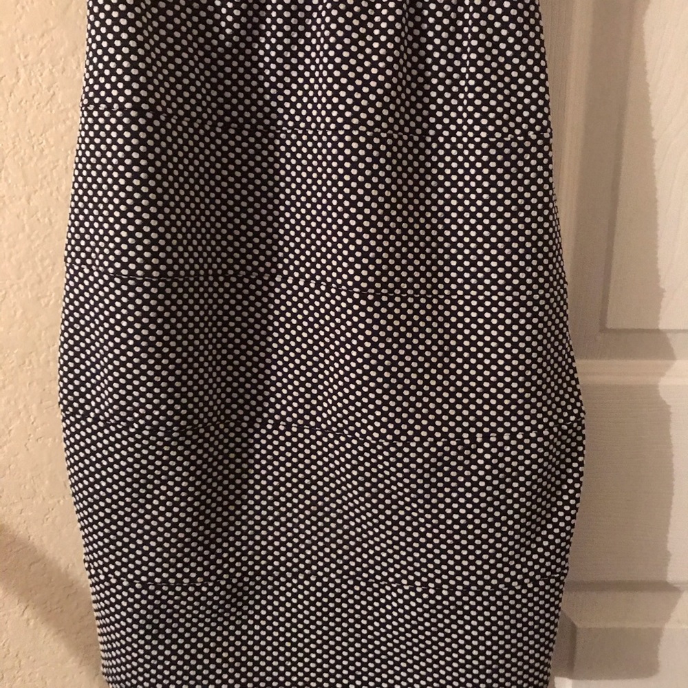 Dress - Picture 5 of 5
